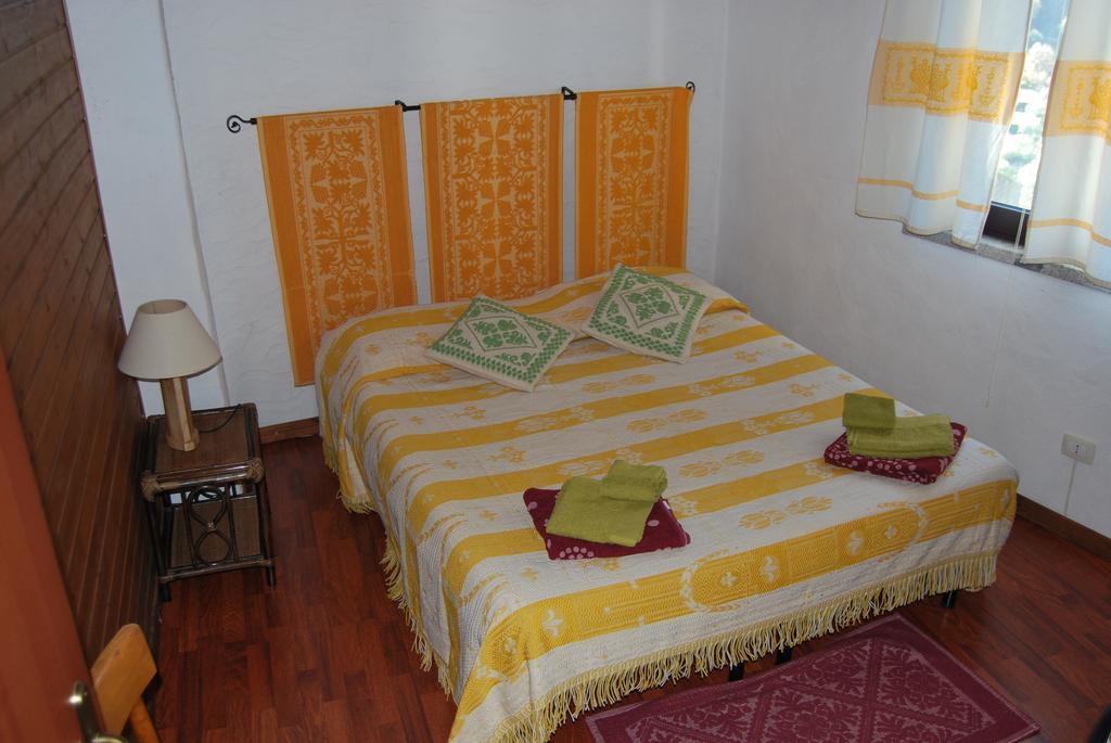 B&B Baddesalighes Bolotana Δωμάτιο φωτογραφία